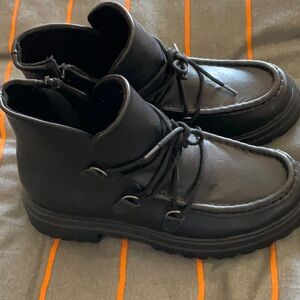 Bella Vita ankle boots